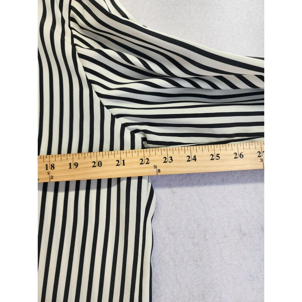 Leslie Fay Sportswear Black White Vertical Striped Button Up Blouse Shirt